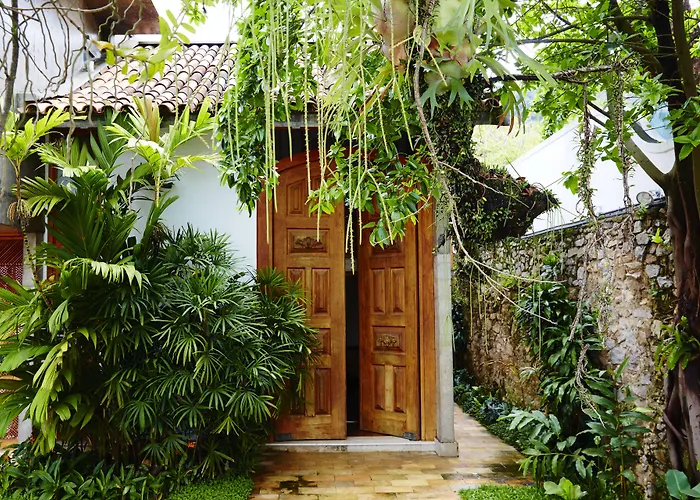 Chez Georges Bed and Breakfast